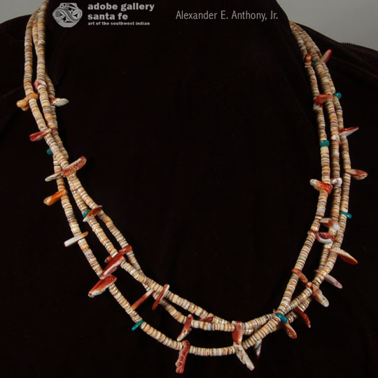 Kewa Pueblo Jewelry C3864.46